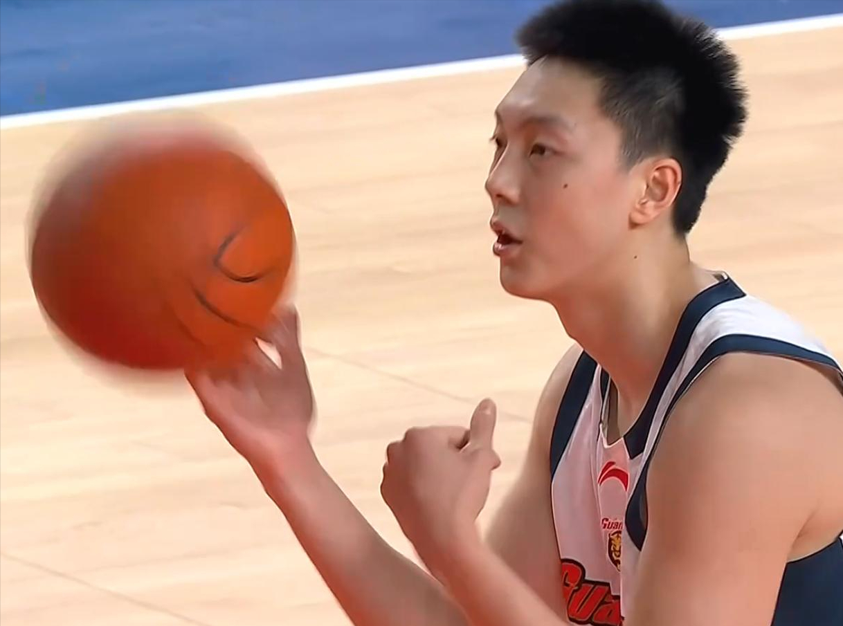 kaiyun·(中国)官方网站-广东惨遭18分逆转，一战打破全明星滤镜，杜锋无能狂怒